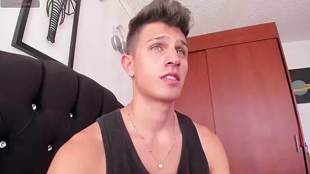 kevin ahss online show from 11-14-25, 07:28