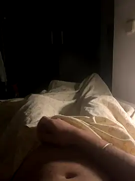 pequejose online show from 10-19-25, 05:54