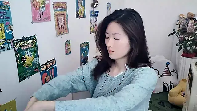 Snapshot of Moonlight-23 chatting on 10-03-25, 06:37 Moonlight-23 online show from 10-03-25, 06:37