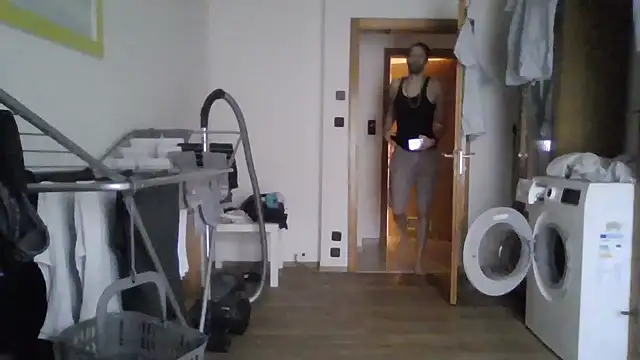 XLBarehengst online show from 03-31-26, 06:04