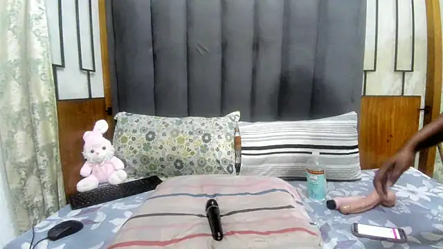 MrsMxx25 online show from 02-07-26, 07:55