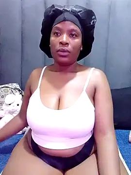 MrsMxx25 online show from 10-30-25, 09:44