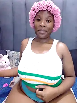 MrsMxx25 online show from 10-29-25, 07:24