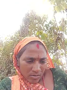Snapshot of Sapna_hotA chatting on 10-22-25, 07:08 Sapna hotA online show from 10-22-25, 07:08