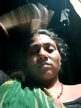 Snapshot of Sapna_hotA chatting on 09-24-25, 06:36 Sapna hotA online show from 09-24-25, 06:36