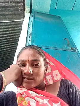 Snapshot of Sapna_hotA chatting on 09-21-25, 10:09 Sapna hotA online show from 09-21-25, 10:09
