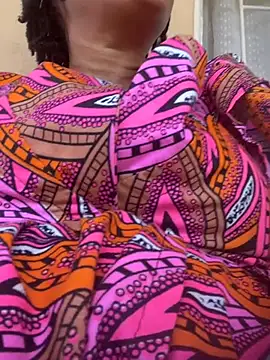 Snapshot of Ebonyboobsmilk chatting on 02-06-26, 01:07 Ebonyboobsmilk online show from 02-06-26, 01:07