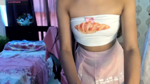 Snapshot of Mica_Jones chatting on 02-03-26, 02:53 Mica Jones online show from 02-03-26, 02:53