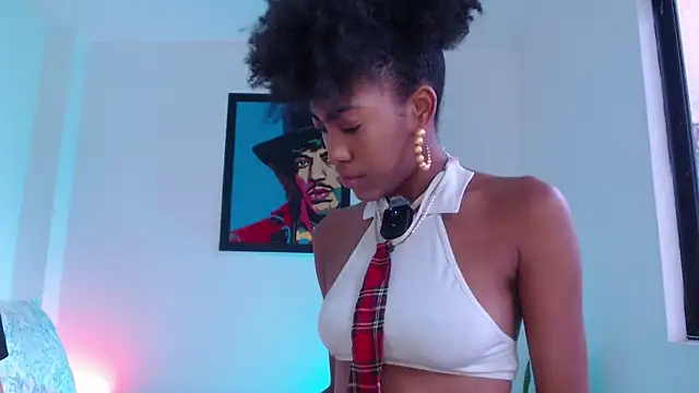 lucyymaximo online show from 04-13-26, 03:05