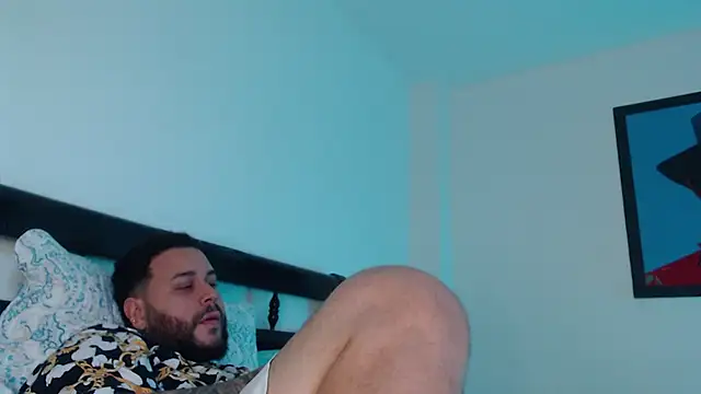 lucyymaximo online show from 04-10-26, 10:50