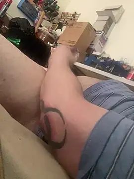 shakeweight online show from 03-06-26, 05:52