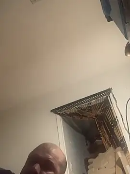 shakeweight online show from 02-11-26, 06:57