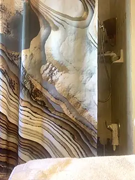 shakeweight online show from 03-21-26, 07:29