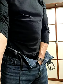 Snapshot of singolo_discreto chatting on 02-09-26, 10:02 singolo discreto online show from 02-09-26, 10:02