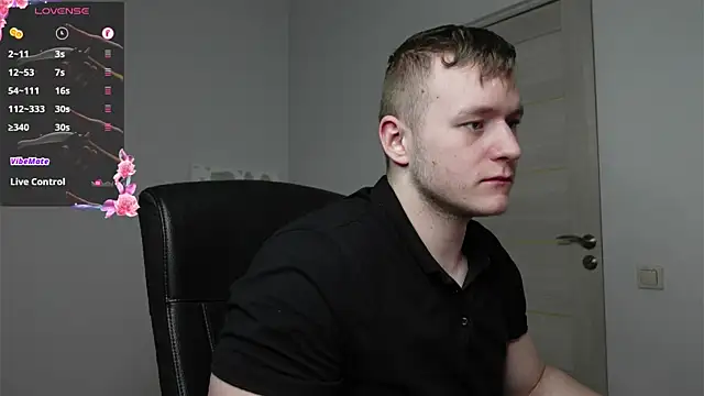 Snapshot of Richard_Dullas chatting on 04-19-26, 06:32 Richard Dullas online show from 04-19-26, 06:32