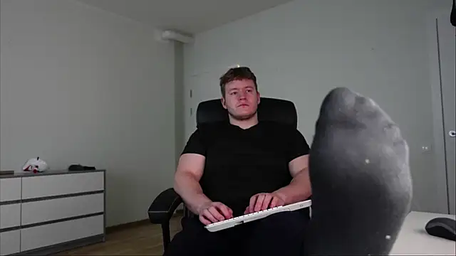 Richard Dullas online show from 11-22-25, 06:56