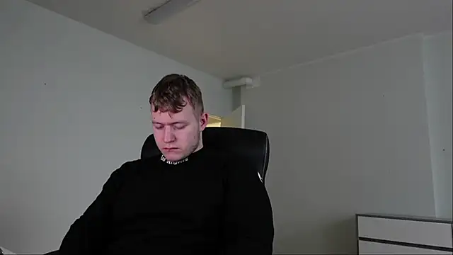 Richard Dullas online show from 10-27-25, 01:23