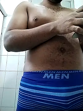 Snapshot of bls356 chatting on 11-21-25, 07:02 bls356 online show from 11-21-25, 07:02