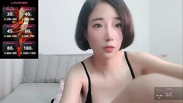 YIWA-2000 online show from 07-06-26, 06:31