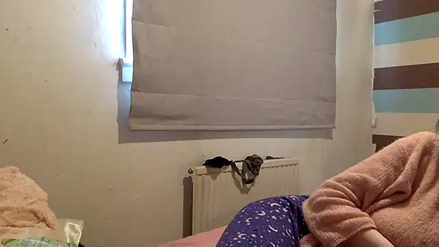 Snapshot of Bellababexox chatting on 07-20-26, 03:14 Bellababexox online show from 07-20-26, 03:14