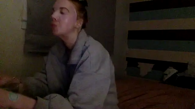 Snapshot of Bellababexox chatting on 06-20-26, 03:00 Bellababexox online show from 06-20-26, 03:00