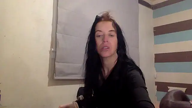 Snapshot of Bellababexox chatting on 06-25-26, 12:41 Bellababexox online show from 06-25-26, 12:41