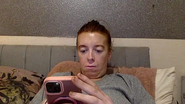 Snapshot of Bellababexox chatting on 05-30-26, 04:52 Bellababexox online show from 05-30-26, 04:52
