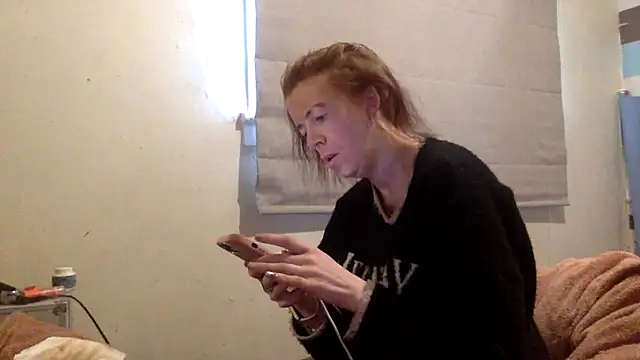 Snapshot of Bellababexox chatting on 05-06-26, 03:05 Bellababexox online show from 05-06-26, 03:05