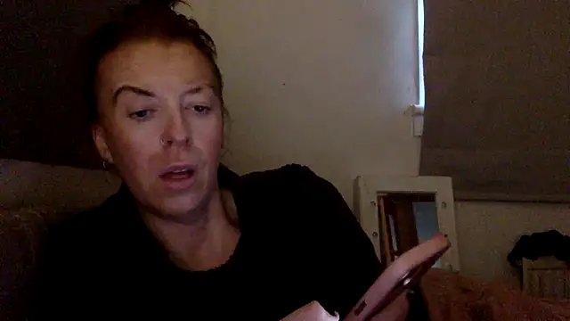 Snapshot of Bellababexox chatting on 05-10-26, 05:44 Bellababexox online show from 05-10-26, 05:44