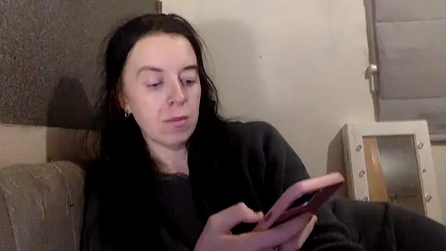 Snapshot of Bellababexox chatting on 04-28-26, 01:04 Bellababexox online show from 04-28-26, 01:04