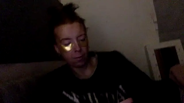 Snapshot of Bellababexox chatting on 05-15-26, 05:38 Bellababexox online show from 05-15-26, 05:38