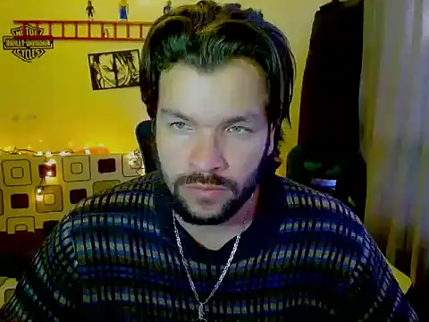 Snapshot of cortelioni_massimo_ chatting on 02-19-26, 10:40 cortelioni massimo online show from 02-19-26, 10:40