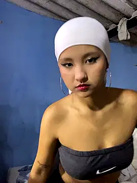 Snapshot of Firuze_Hatunn chatting on 09-27-25, 06:08 Firuze Hatunn online show from 09-27-25, 06:08