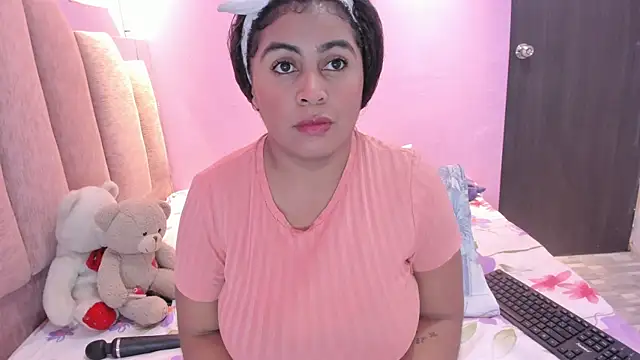 AndreaSweet2 online show from 10-03-25, 07:48