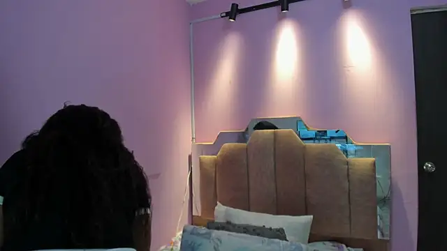 Snapshot of AndreaSweet2 chatting on 02-25-26, 07:58 AndreaSweet2 online show from 02-25-26, 07:58