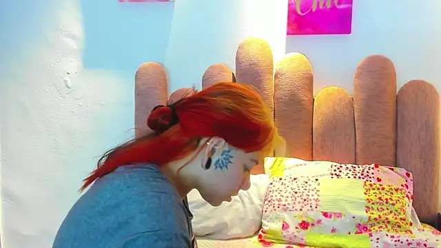 Lily666  online show from 09-19-25, 01:37
