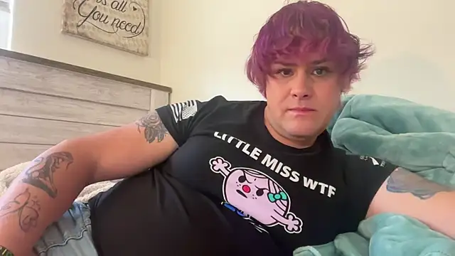 Julietserenity online show from 10-21-25, 05:23