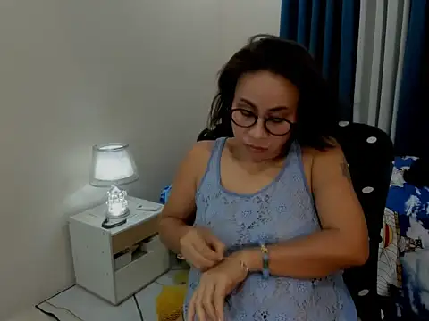 Snapshot of sweetkaley chatting on 01-16-26, 10:25 sweetkaley online show from 01-16-26, 10:25