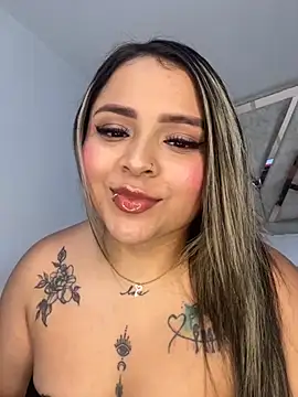 ashley-swift- online show from 11-17-25, 10:52