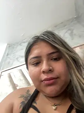 Snapshot of ashley-swift- chatting on 06-17-26, 09:52 ashley-swift- online show from 06-17-26, 09:52