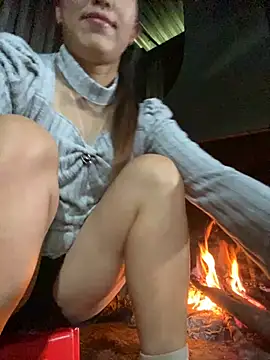 Huong-Ly online show from 11-19-25, 02:11