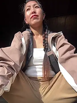 Huong-Ly online show from 02-05-26, 01:34