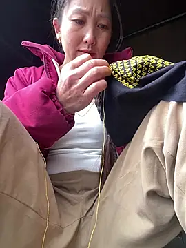 Huong-Ly online show from 02-04-26, 02:28