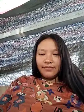 MuiNay online show from 10-20-25, 02:35
