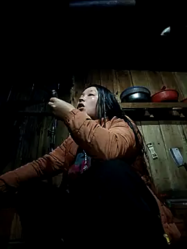 MuiNay online show from 02-25-26, 11:21