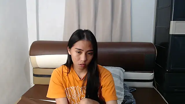 kiara smieth online show from 09-12-25, 04:51