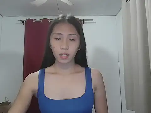 Snapshot of kiara_smieth chatting on 07-22-26, 02:52 kiara smieth online show from 07-22-26, 02:52