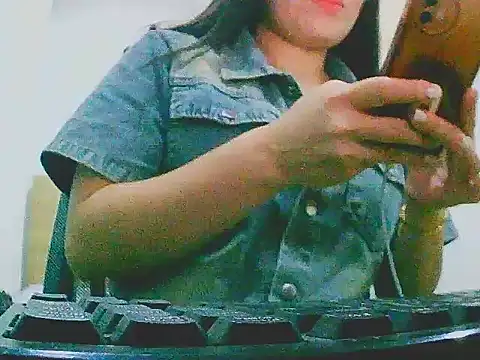  Jerry18  online show from 11-10-25, 03:28