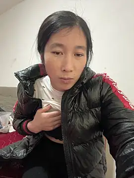 crhong666 online show from 12-18-25, 12:27