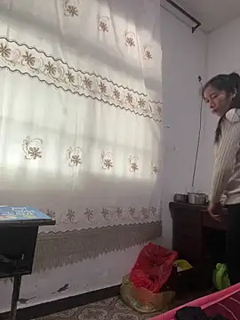 crhong666 online show from 03-07-26, 01:12